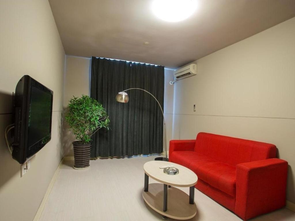 Jinjiang - Changning Hotel 3*